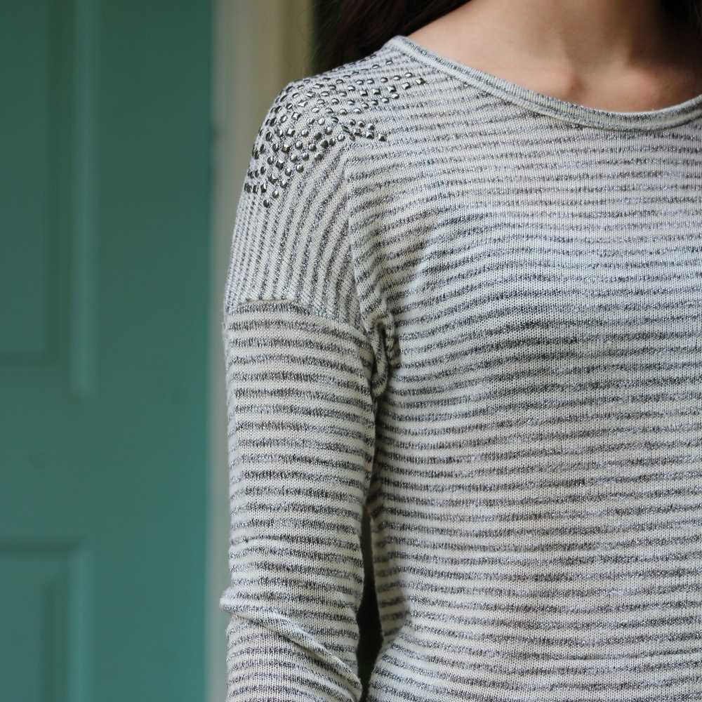 Grey & White Stripped 3/4 Sleeves